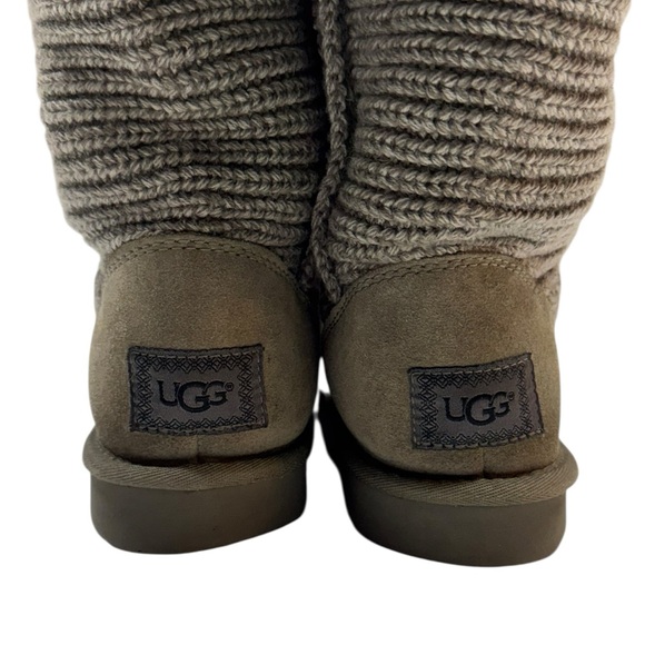 Ugg Classic Cardy Knit Wool Button Tall Size 8 Grey Bohemian Winter Whimsigoth - Picture 6 of 8